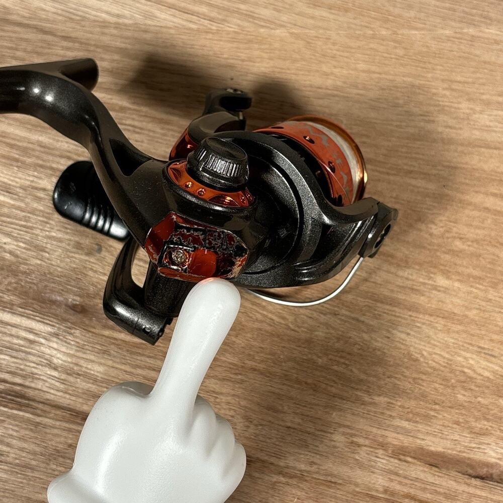 South Bend WG-120 Spinning Fishing Reel Ball Bearing 5.4:1 Gear Ratio Orange - Picture 5 of 7